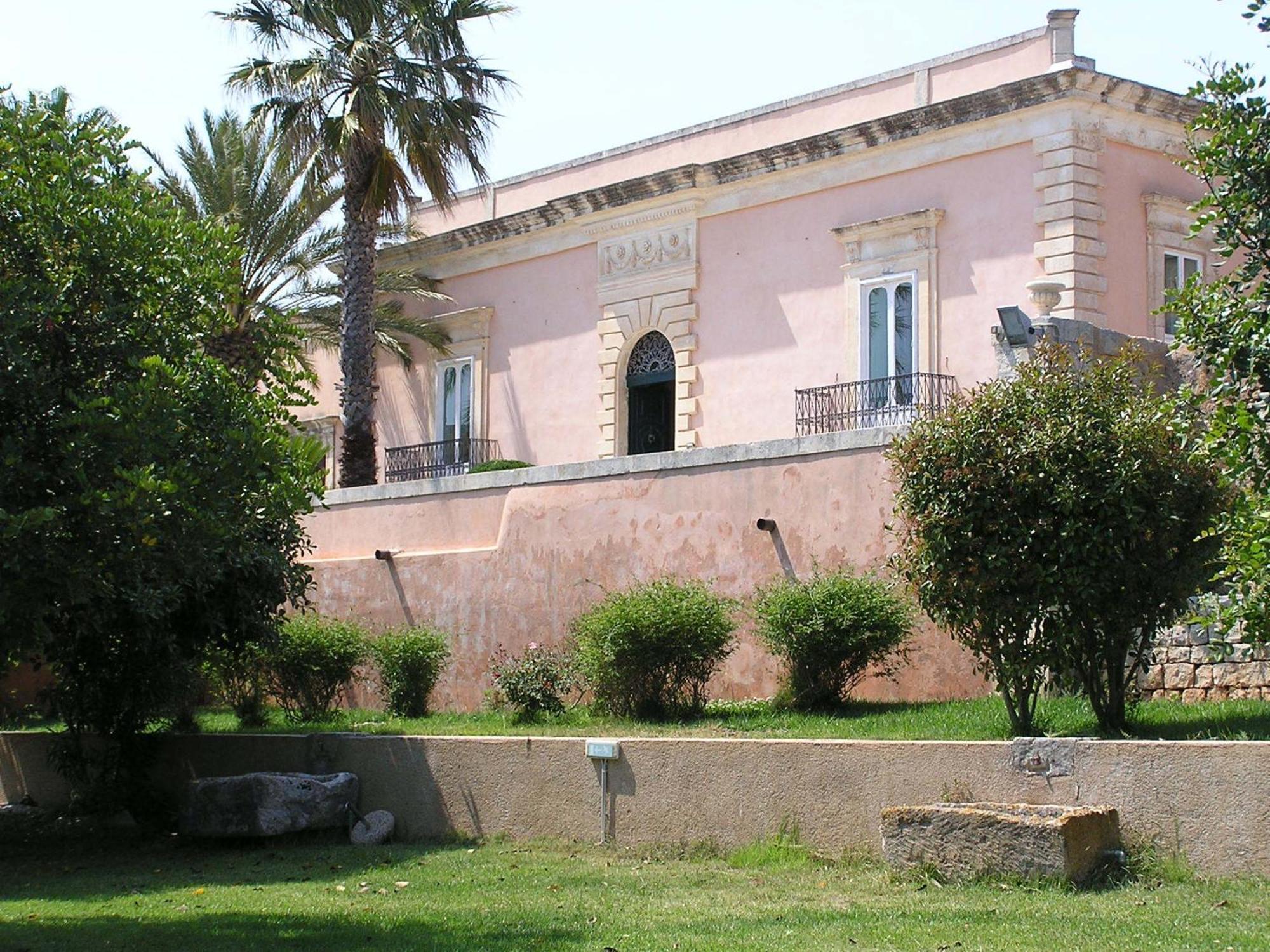 Villa Principe Di Belmonte Ispica Eksteriør billede